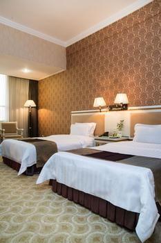 New Plum Garden Seasons Hotel - Shenzhen Zhucun  Extérieur photo